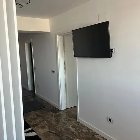 Bloc Nou - Self Check In - Free Parking Apartment Craiova