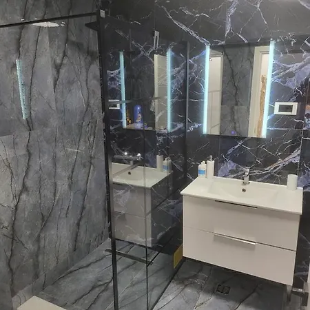 Daire Bloc Nou - Self Check In - Free Parking