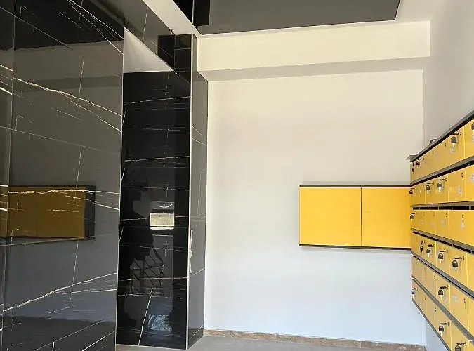 Apartament Bloc Nou - Self Check In - Free Parking