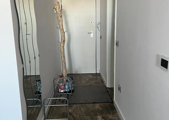 Apartament Bloc Nou - Self Check In - Free Parking Krajowa